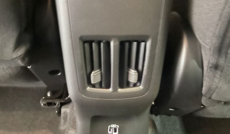 Fiat Fastback Turbo 200 CVT completo