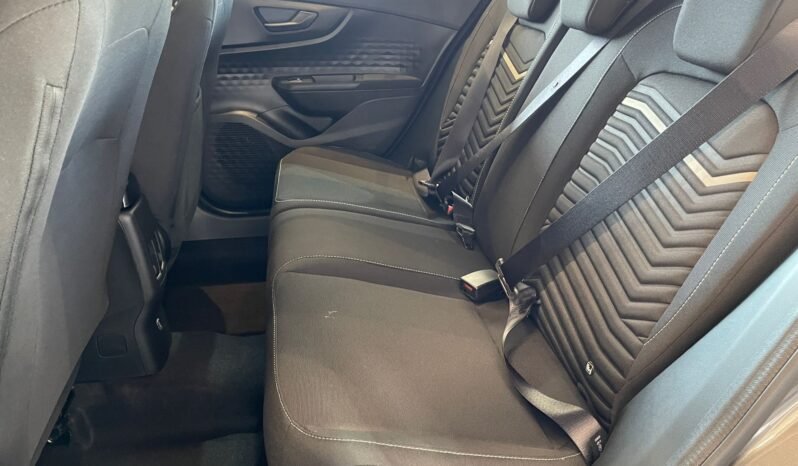 Fiat Fastback Turbo 200 CVT completo
