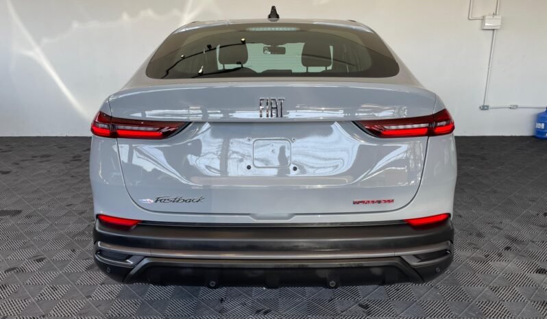 Fiat Fastback Turbo 200 completo