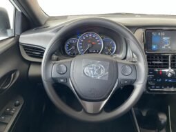 Toyota Yaris XL completo