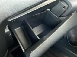 Toyota Yaris XL completo