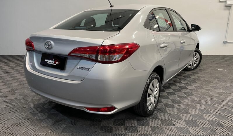 Toyota YARIS XL Sedan 1.5 completo