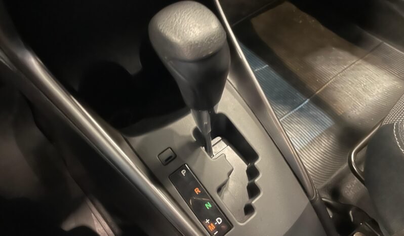Toyota YARIS XL Sedan 1.5 completo