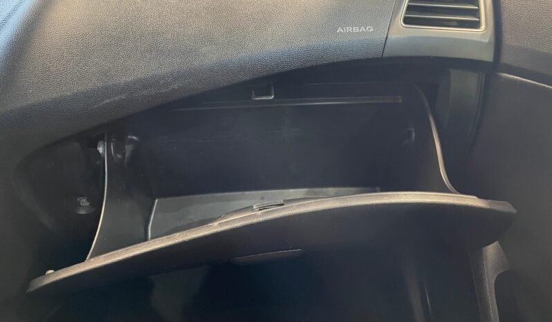 Hyundai HB20X Premium 1.6 completo