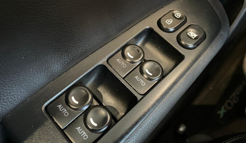 Hyundai HB20X Premium 1.6 completo