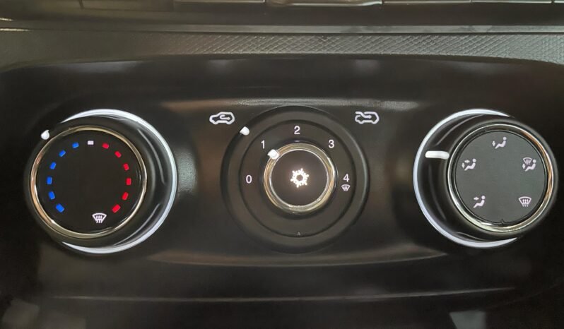 Fiat Cronos Drive completo