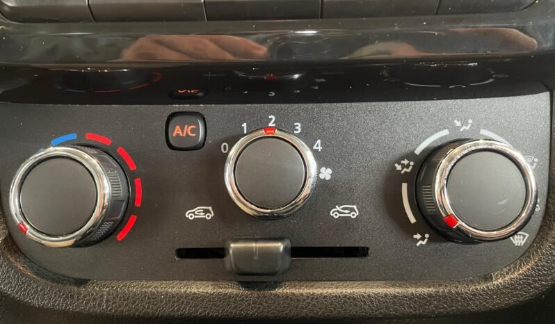 Renault Kwid Outsider completo