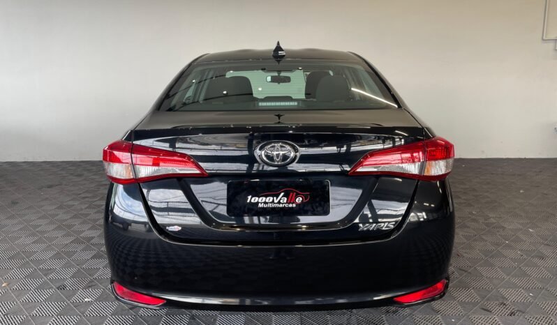 Toyota YARIS XL Sedan completo