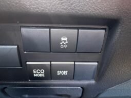 Toyota YARIS XL Sedan completo