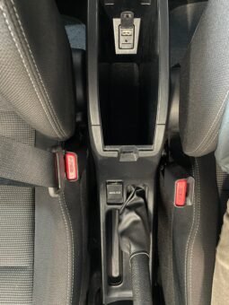 Toyota YARIS XL Sedan completo