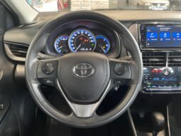 Toyota YARIS XL Sedan completo