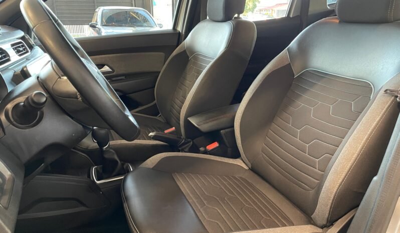 Renault Duster Intense Plus completo