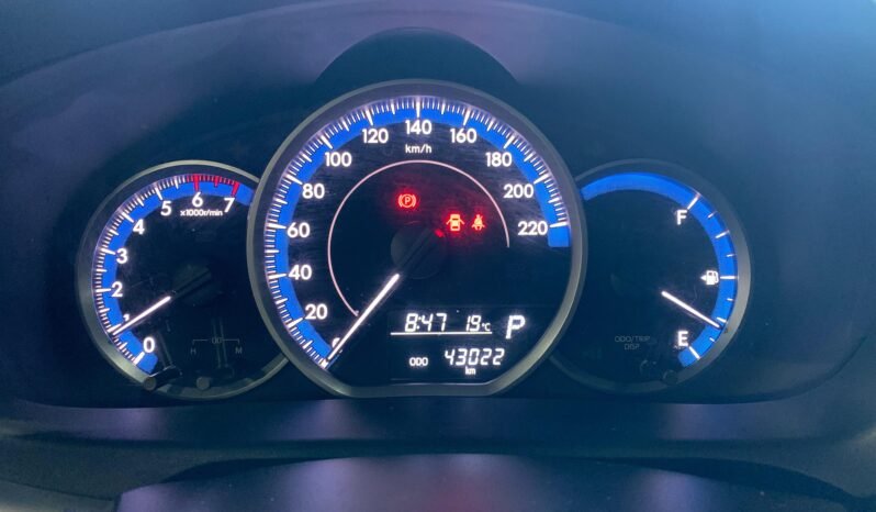 Toyota YARIS XL 1.5 completo
