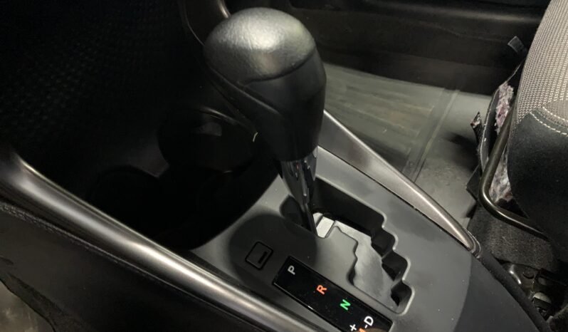 Toyota YARIS XL 1.5 completo