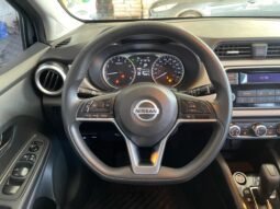 Nissan Versa Sense completo