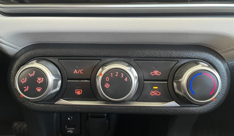 Nissan Versa Sense completo