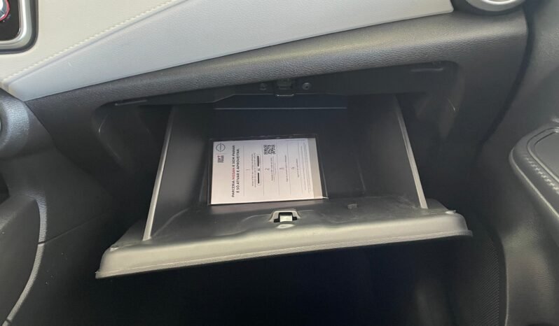 Nissan Versa Sense completo