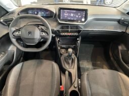 Peugeot 208 Allure Turbo 200 completo