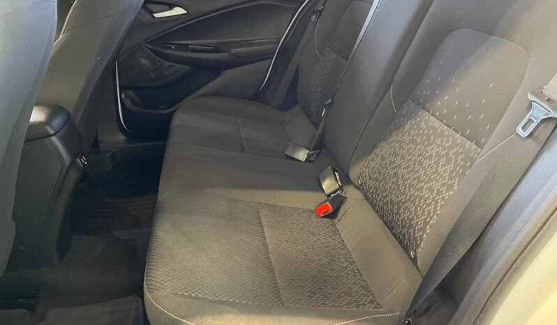 Chevrolet Onix LT 2020 completo