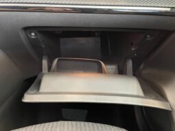 Peugeot 208 Allure Turbo completo