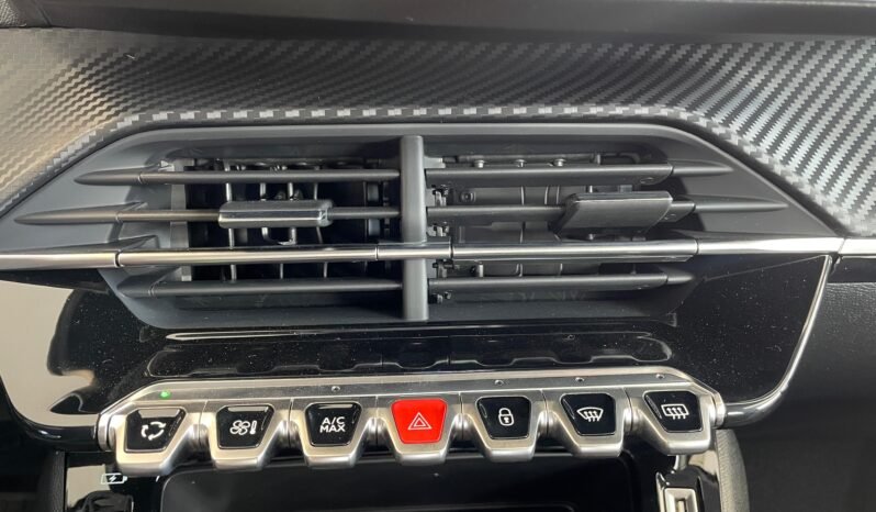 Peugeot 208 Allure completo