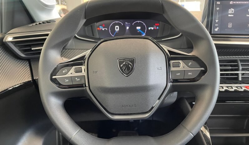 Peugeot 208 Allure completo