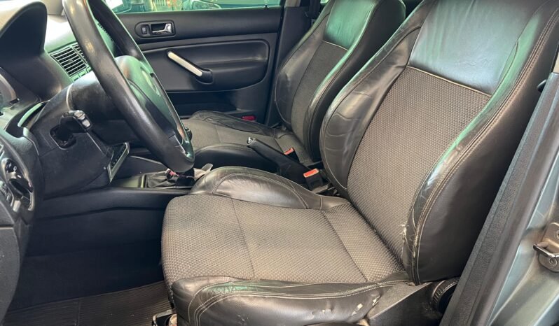 Volkswagen Golf Sportline MI completo