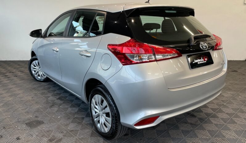 Toyota YARIS XL Flex completo