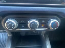 Nissan Versa Advance completo