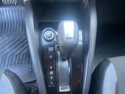 Nissan Versa Advance completo