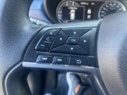 Nissan Versa Advance completo
