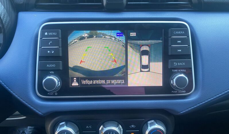 Nissan Versa Advance completo