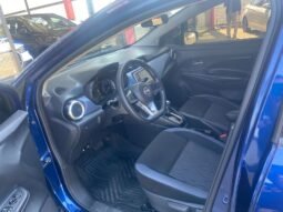 Nissan Versa Advance completo