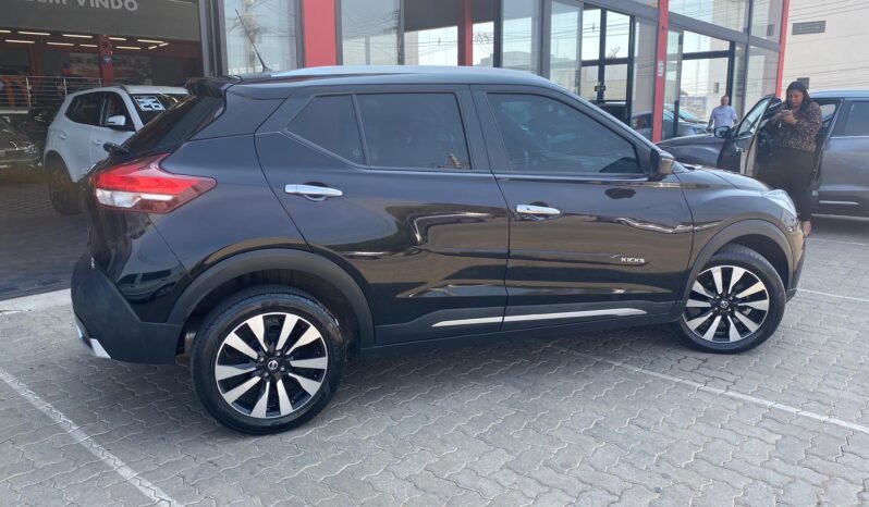 Nissan Kicks SL completo