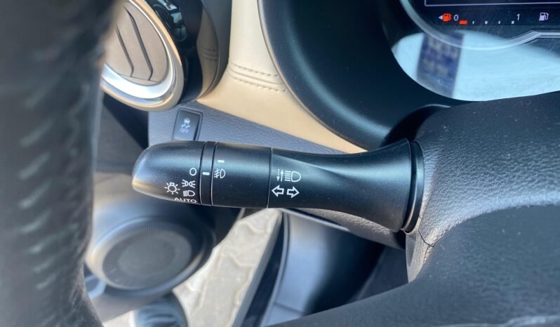Nissan Kicks SL completo