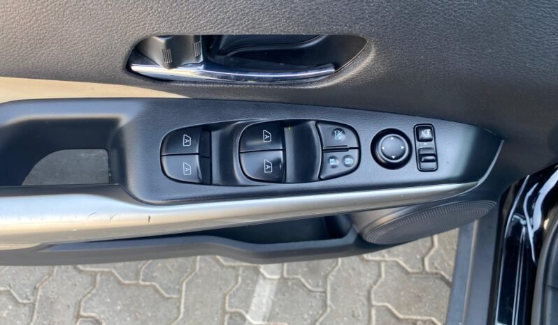 Nissan Kicks SL completo
