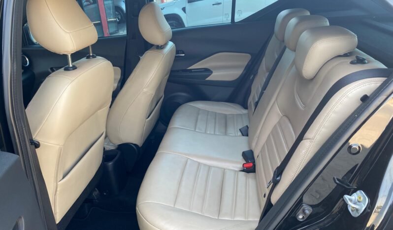 Nissan Kicks SL completo