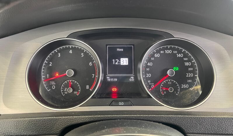 Volkswagen Golf Comfortline TSI completo