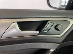 Volkswagen Golf Comfortline TSI completo