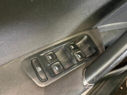 Volkswagen Golf Comfortline TSI completo