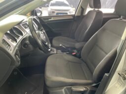 Volkswagen Golf Comfortline TSI completo