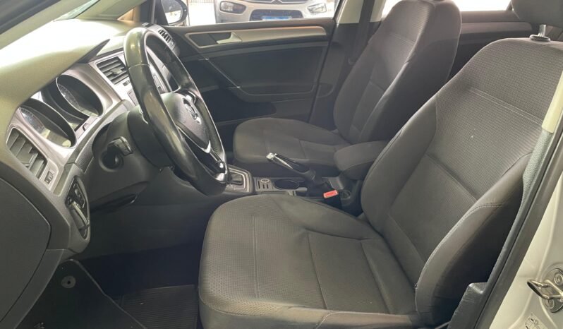Volkswagen Golf Comfortline TSI completo