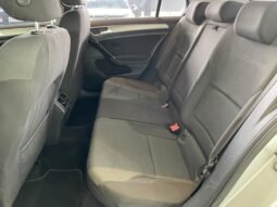 Volkswagen Golf Comfortline TSI completo