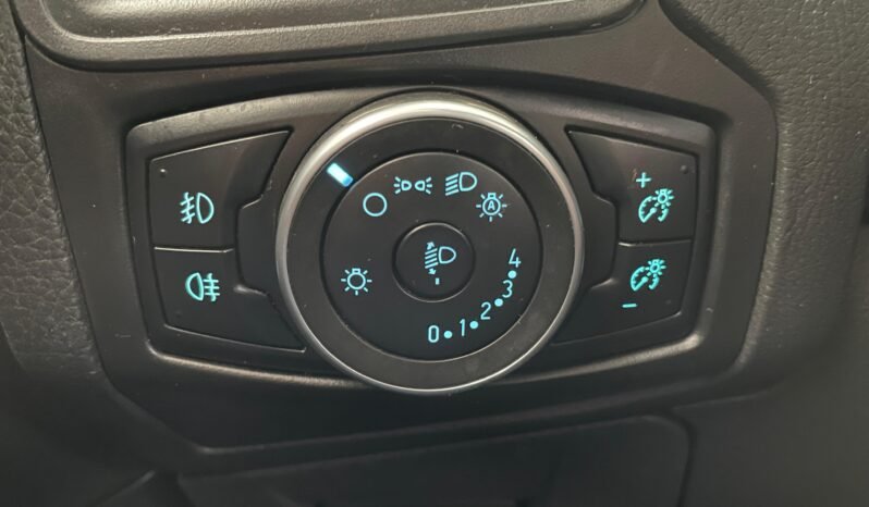 Ford Focus SE Plus 2018 completo