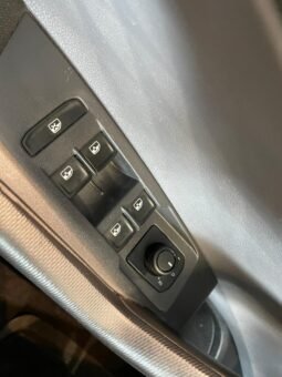 Volkswagen Polo 2025 completo