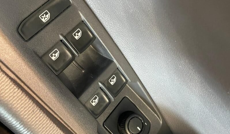 Volkswagen Polo 2025 completo
