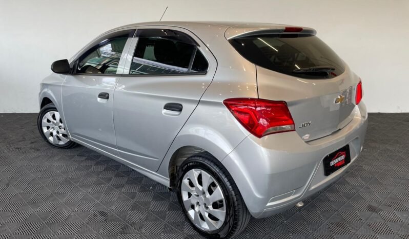 Chevrolet Onix Joy completo