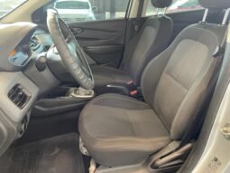 Chevrolet Onix Joy completo
