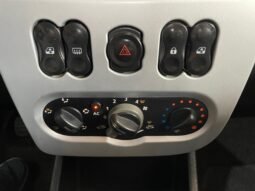 Renault SANDERO STEPWAY Hi-Flex 2011 completo