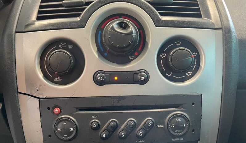 Renault Megane Grand Tour Dynamique completo
